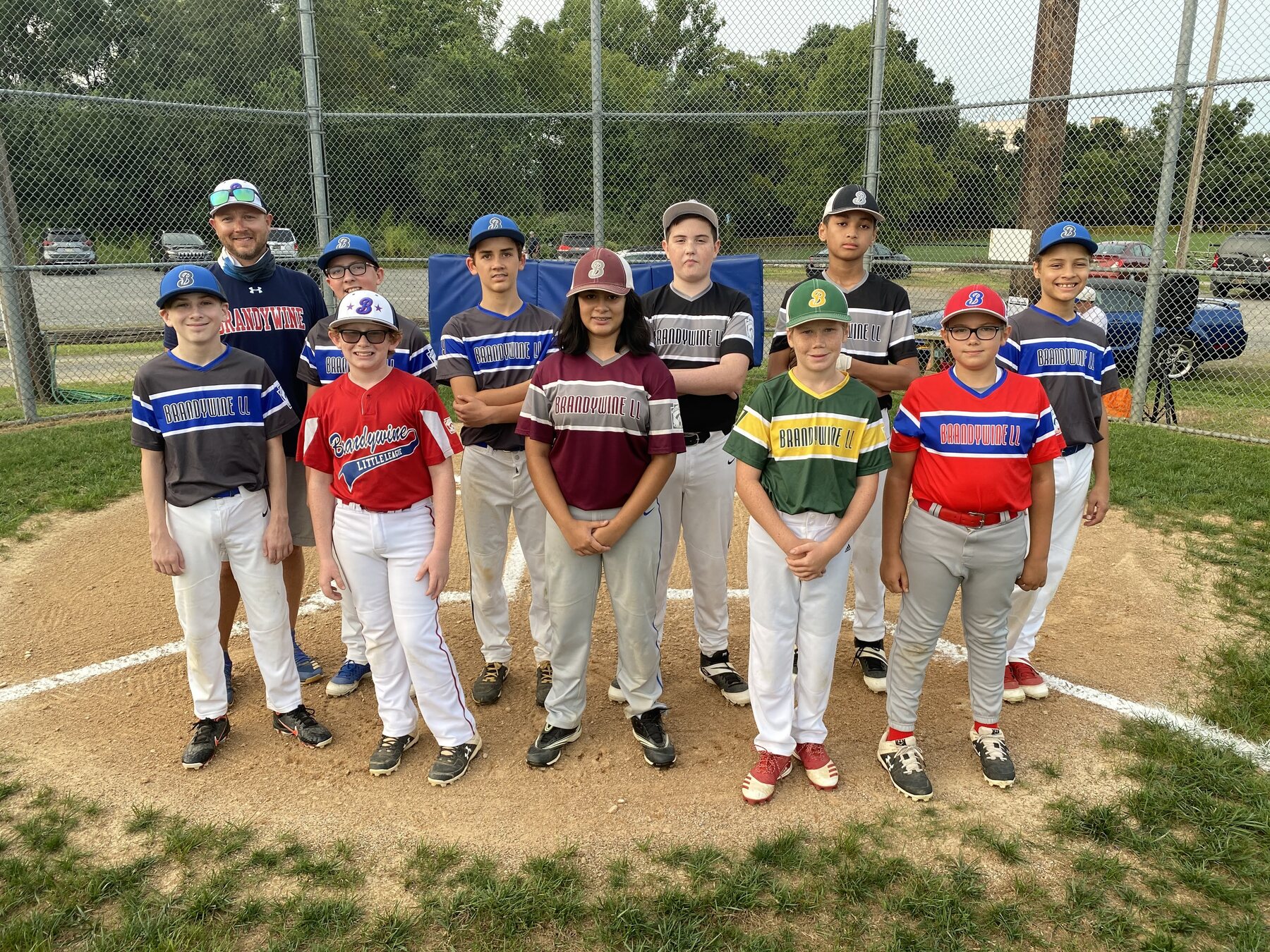 The 2020 Brandywine Little League graduating players together on the field
